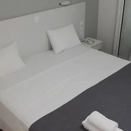 Finikas Hotel